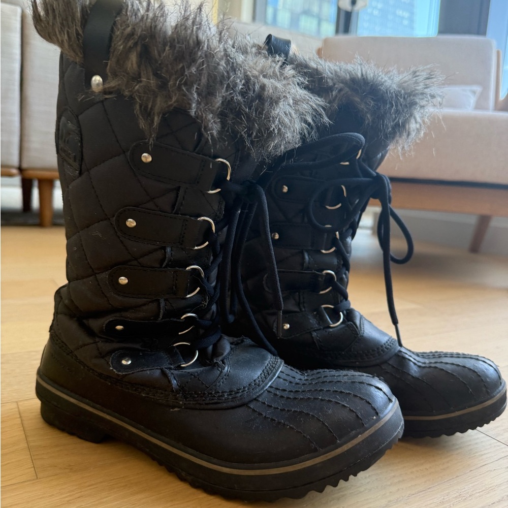Sorel Women's Black Fur-Lined Winter Boots